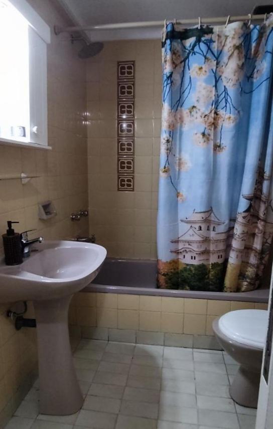 Un Ambiente A Pasos Del Obelisco Apartment บัวโนสไอเรส ภายนอก รูปภาพ