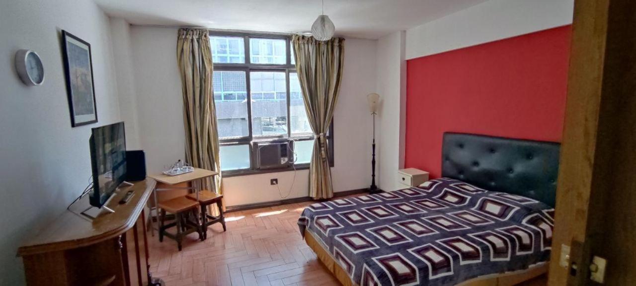 Un Ambiente A Pasos Del Obelisco Apartment บัวโนสไอเรส ภายนอก รูปภาพ